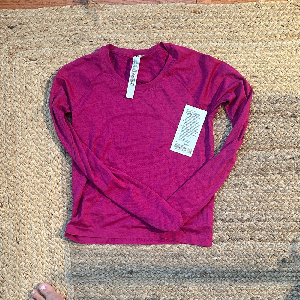 lululemon athletica Magenta Long Sleeve Top